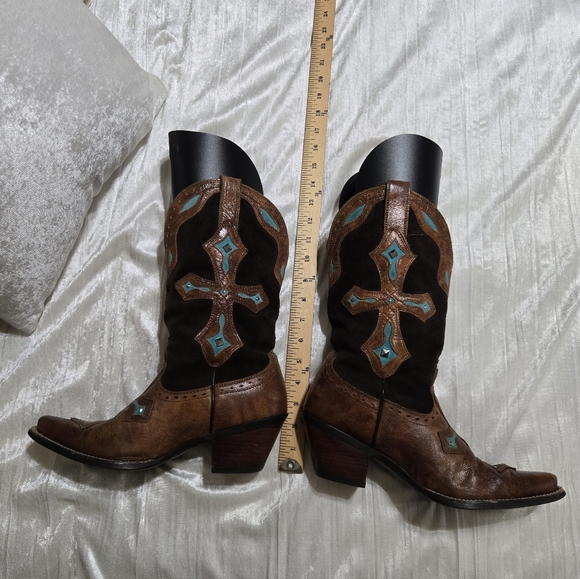 Brown and Turquoise Western Boots By ARIAT Size 8 EUC - Picture 4 of 14